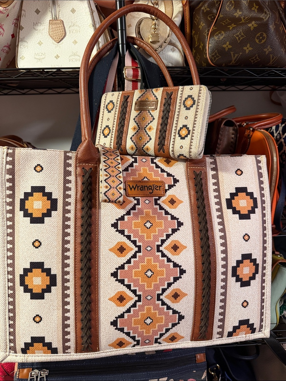 Wrangler Aztec-Pattern Tote in Brown, Tan & Cream w/matching wallet
